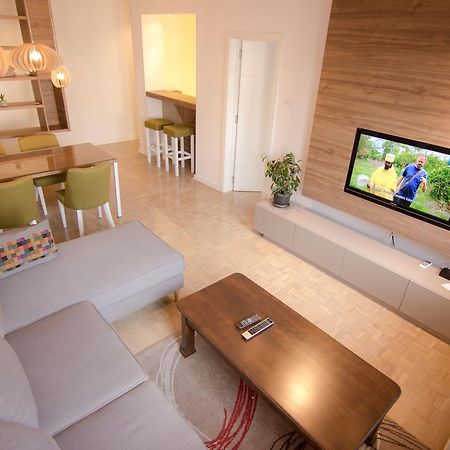 Arena Lux Apartment Belgrade Exterior photo